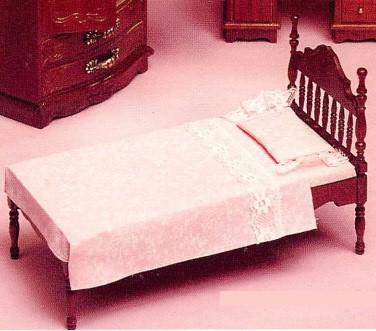 Vogue Dolls - Ginny - Wooden Bed - Furniture